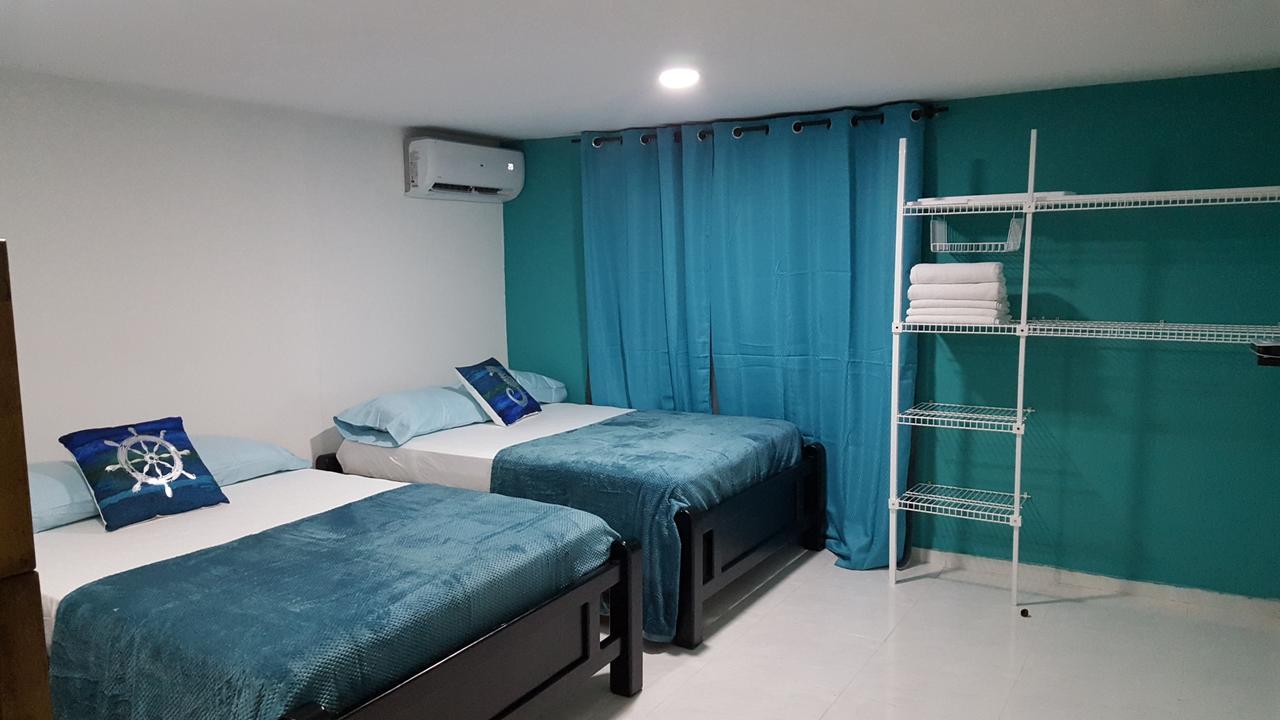 Islander'S Blue House Hotel San Andrés Buitenkant foto